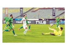 محمد عبدالجليل: ميشالاك وعمر فرج لا يصلحان للعب في الزمالك